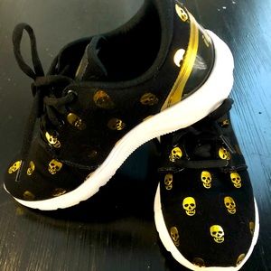Inkkas Skull Sneakers! 💀✨